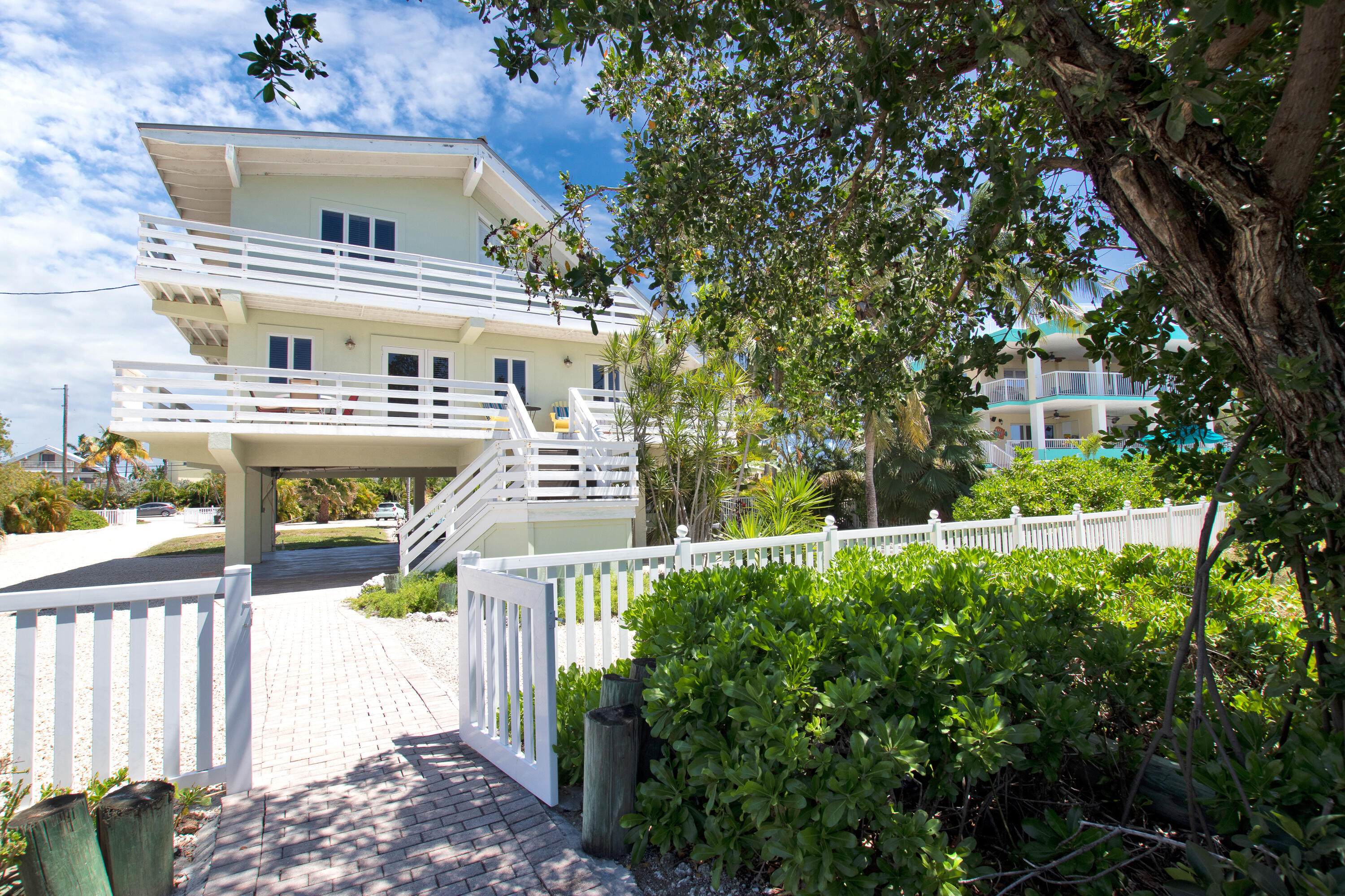 617 Sombrero Beach Road Marathon, FL 33050 - Photo 15 of 59 virtual-tour-309578-25