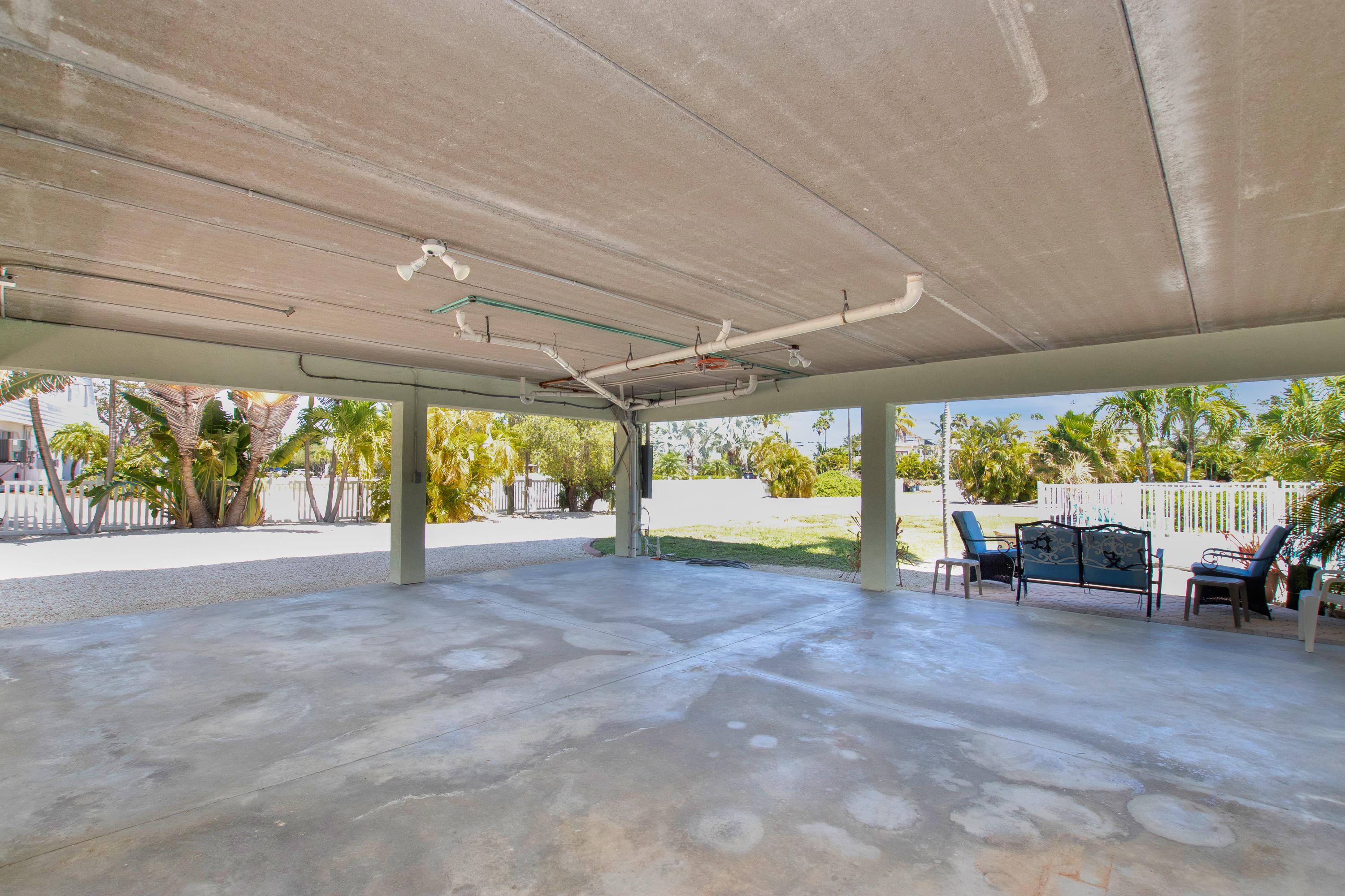 617 Sombrero Beach Road Marathon, FL 33050 - Photo 10 of 59 virtual-tour-309578-18