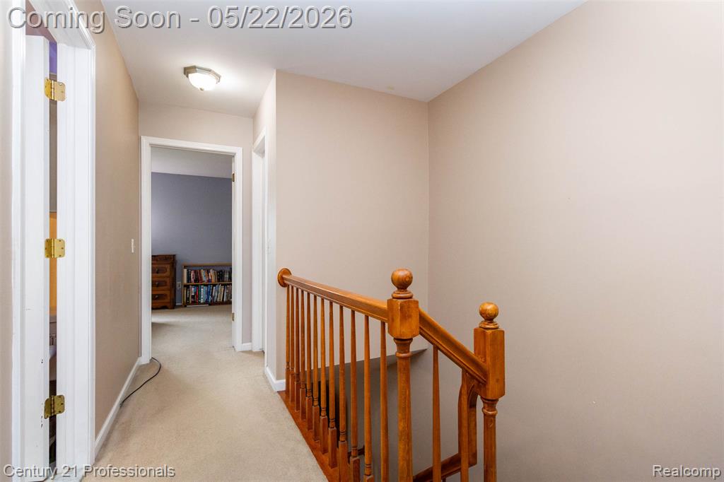 574 Tennyson Rochester, MI 48307 - Photo 15 of 48