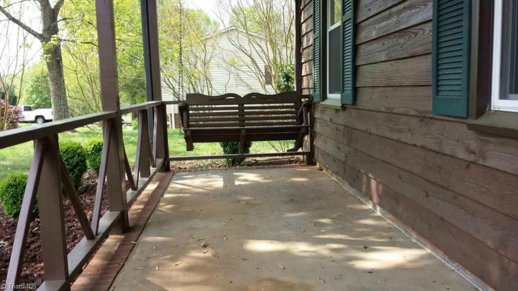 1074 Cresthaven Road Lewisville, NC 27023 - Photo 3 of 11 Gallery Image 3