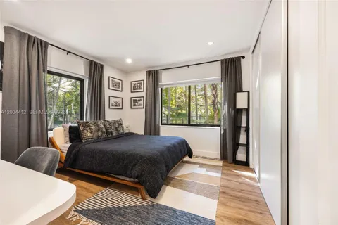 $3,800,000 | 3775 South Le Jeune Road, Miami, FL 33146