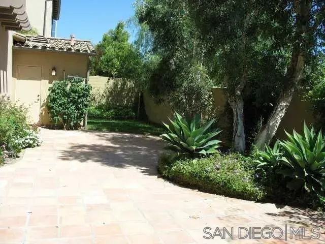 $8,995 | 7567 Delfina, San Diego, CA 92127