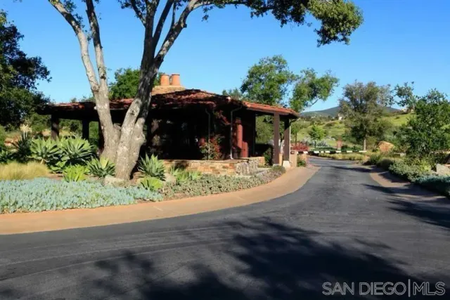 $8,995 | 7567 Delfina, San Diego, CA 92127