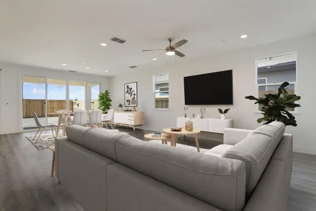 $714,990 | 3242 Leo David Street, Manteca, CA 95337