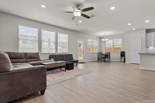 $2,199 | 2083 Cowan Drive, New Braunfels, TX 78132