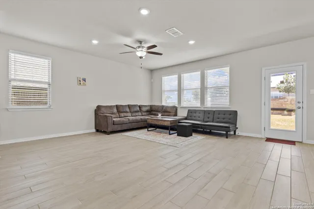 $2,199 | 2083 Cowan Drive, New Braunfels, TX 78132