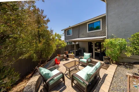 $549,900 | 5661 Lake Park Way, Unit 6, La Mesa, CA 91942