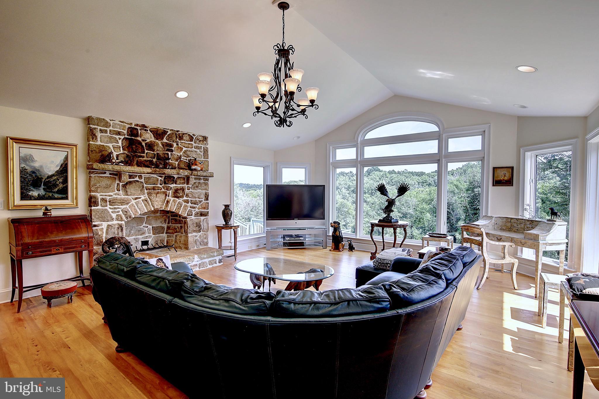 35679 Millville Road Middleburg, VA 20117 - Photo 4 of 64 Family Room