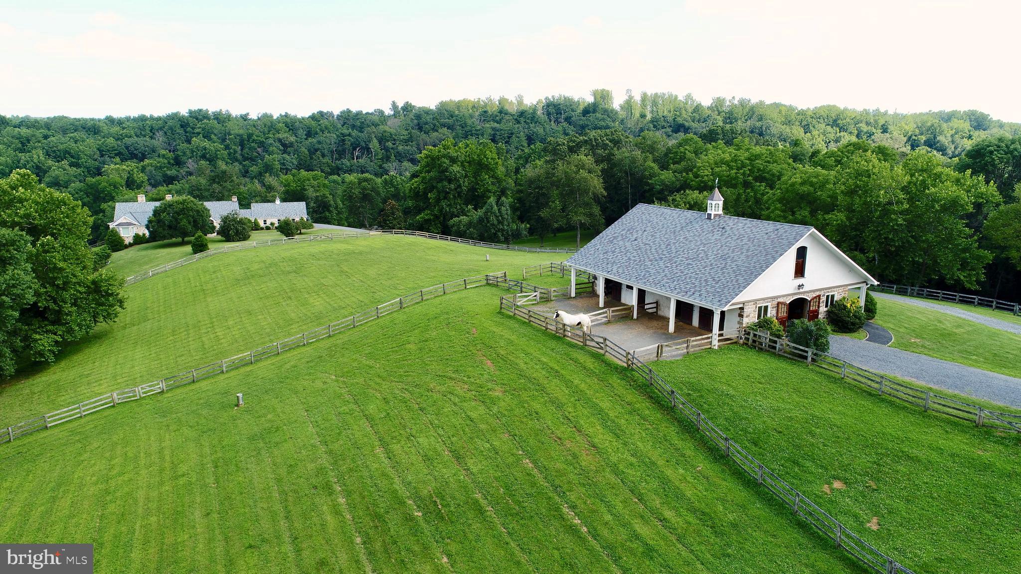 35679 Millville Road Middleburg, VA 20117 - Photo 49 of 64 Barn
