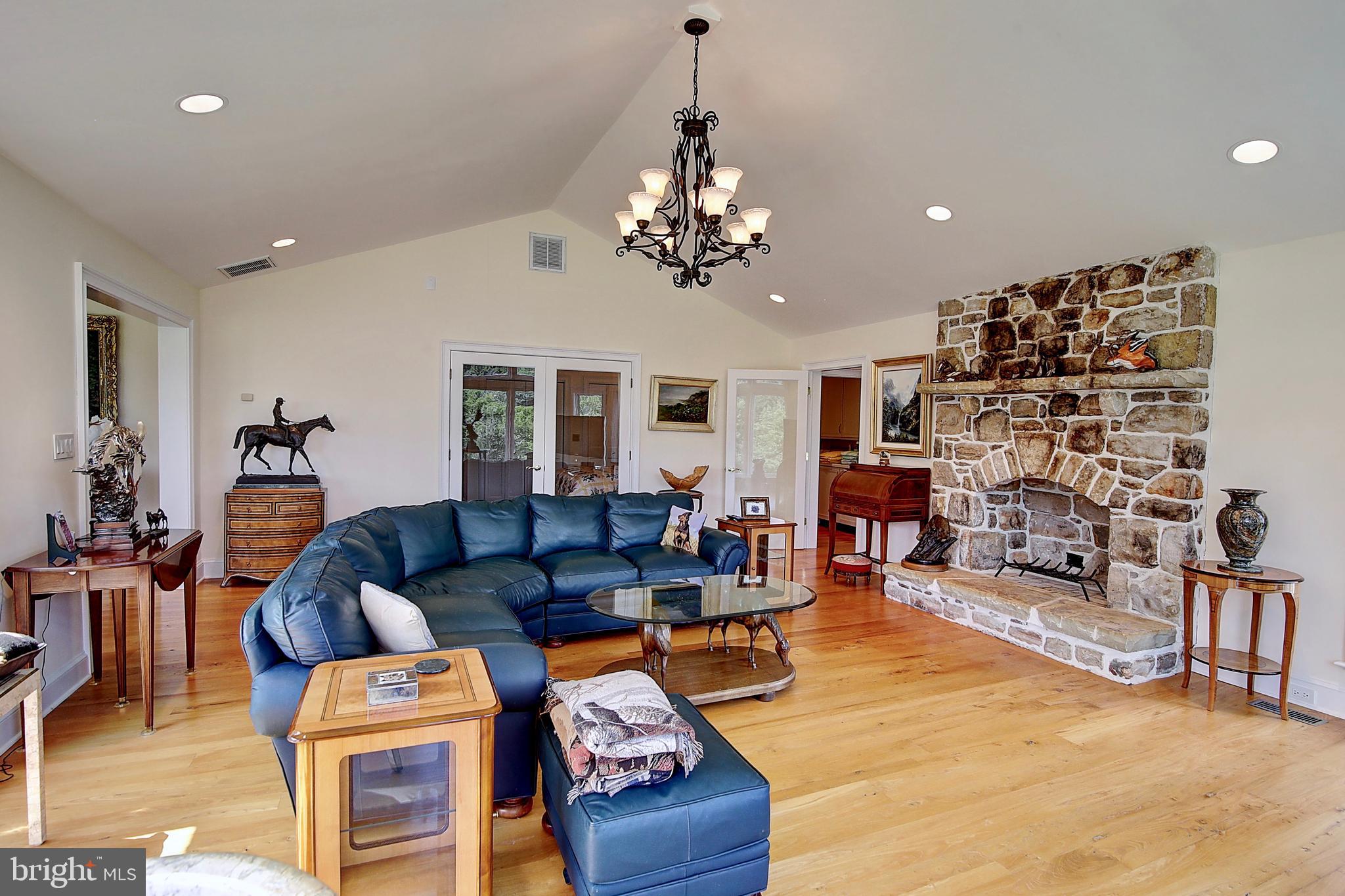 35679 Millville Road Middleburg, VA 20117 - Photo 6 of 64 Family Room