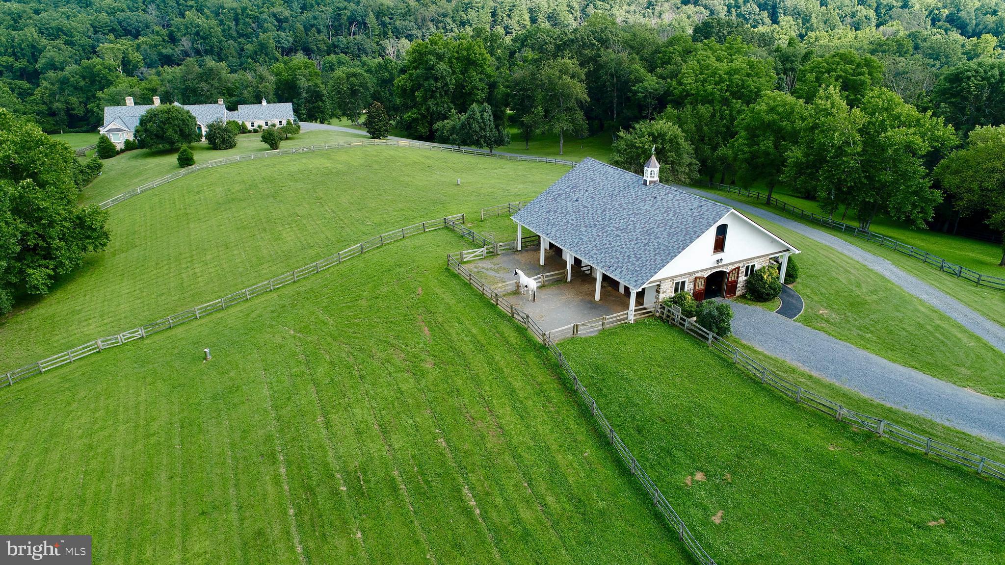 35679 Millville Road Middleburg, VA 20117 - Photo 51 of 64 Barn