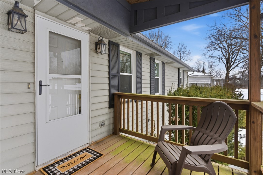 6291 Downs Road Northwest Warren, OH 44481 - Photo 8 of 44 View of deck