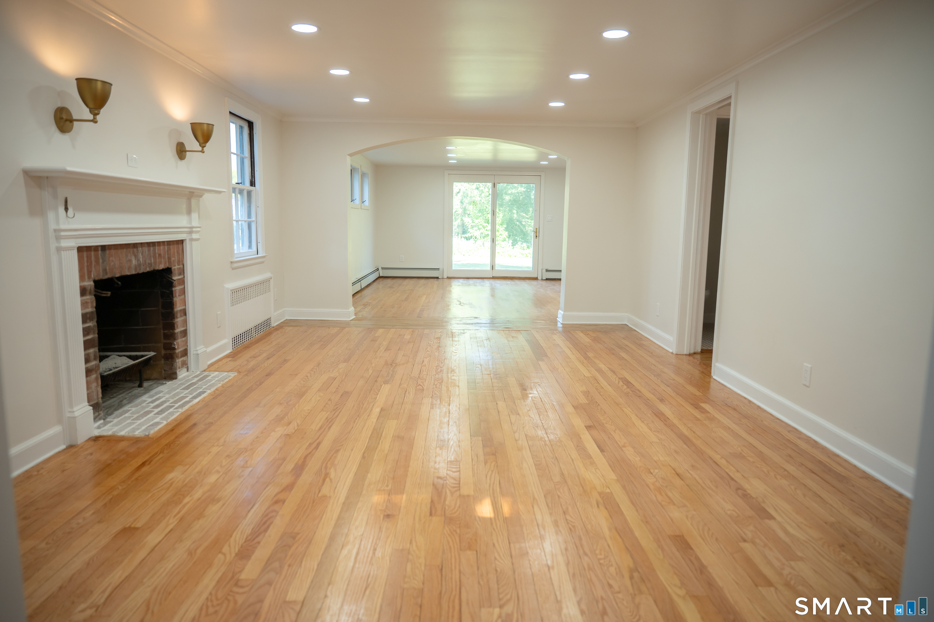 249 Ridge Road Wethersfield, CT 06109 - Photo 7 of 14