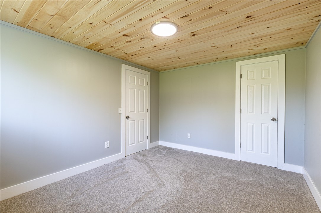9678 West Ridge Road Clarkson, NY 14420 - Photo 34 of 42