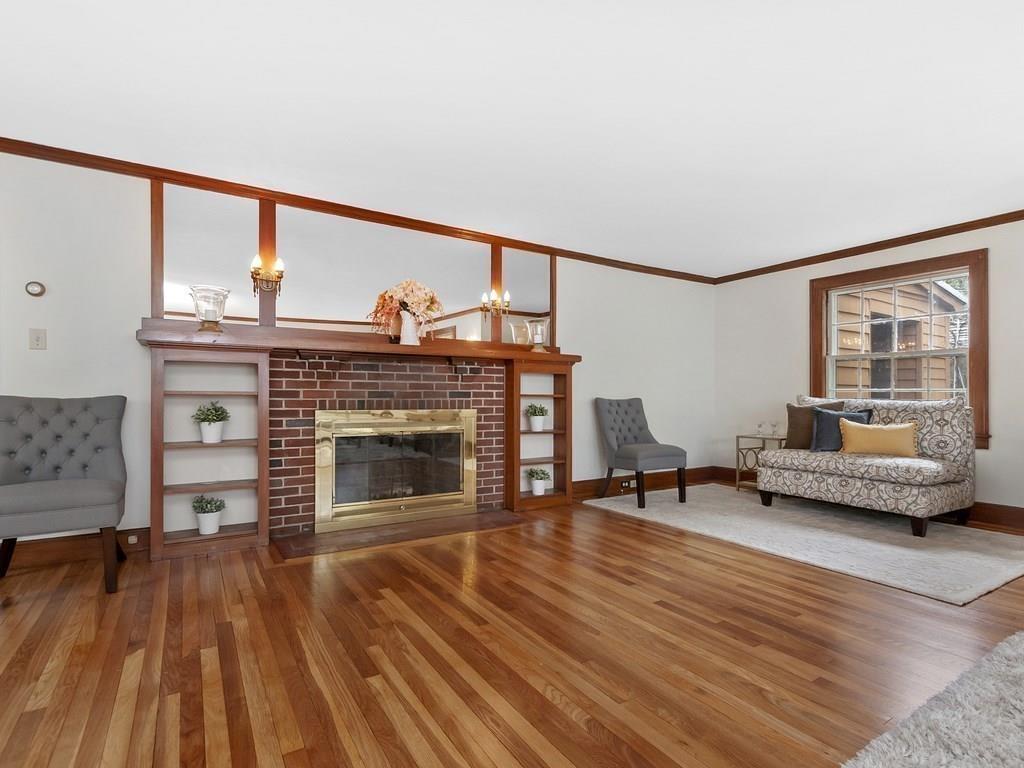184 Lawrence Road Medford, MA 02155 - Photo 5 of 35 Gallery Image 5