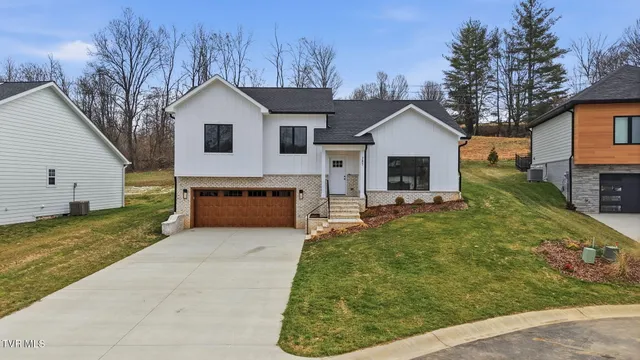 $525,000 | 287 Winston Place, Johnson City, TN 37615