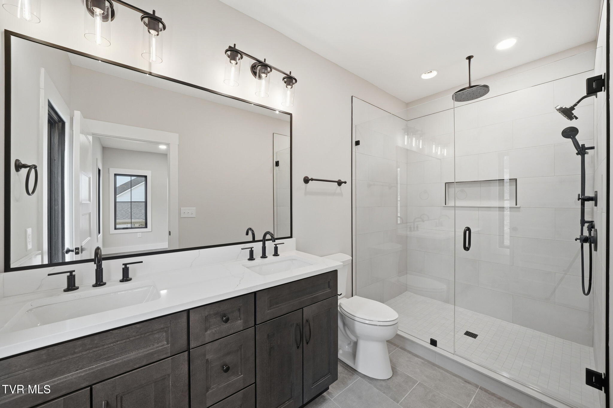 287 Winston Place Johnson City, TN 37615 - Photo 18 of 41 17-web-or-mls-029_DSC07876