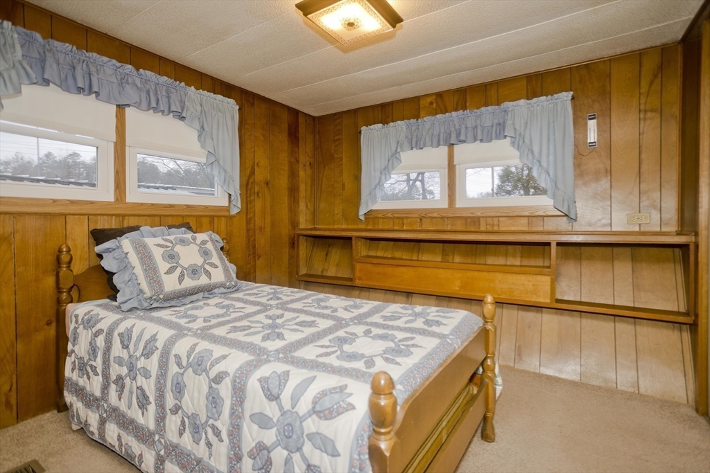 28 Mockingbird Drive Chicopee, MA 01020 - Photo 13 of 18