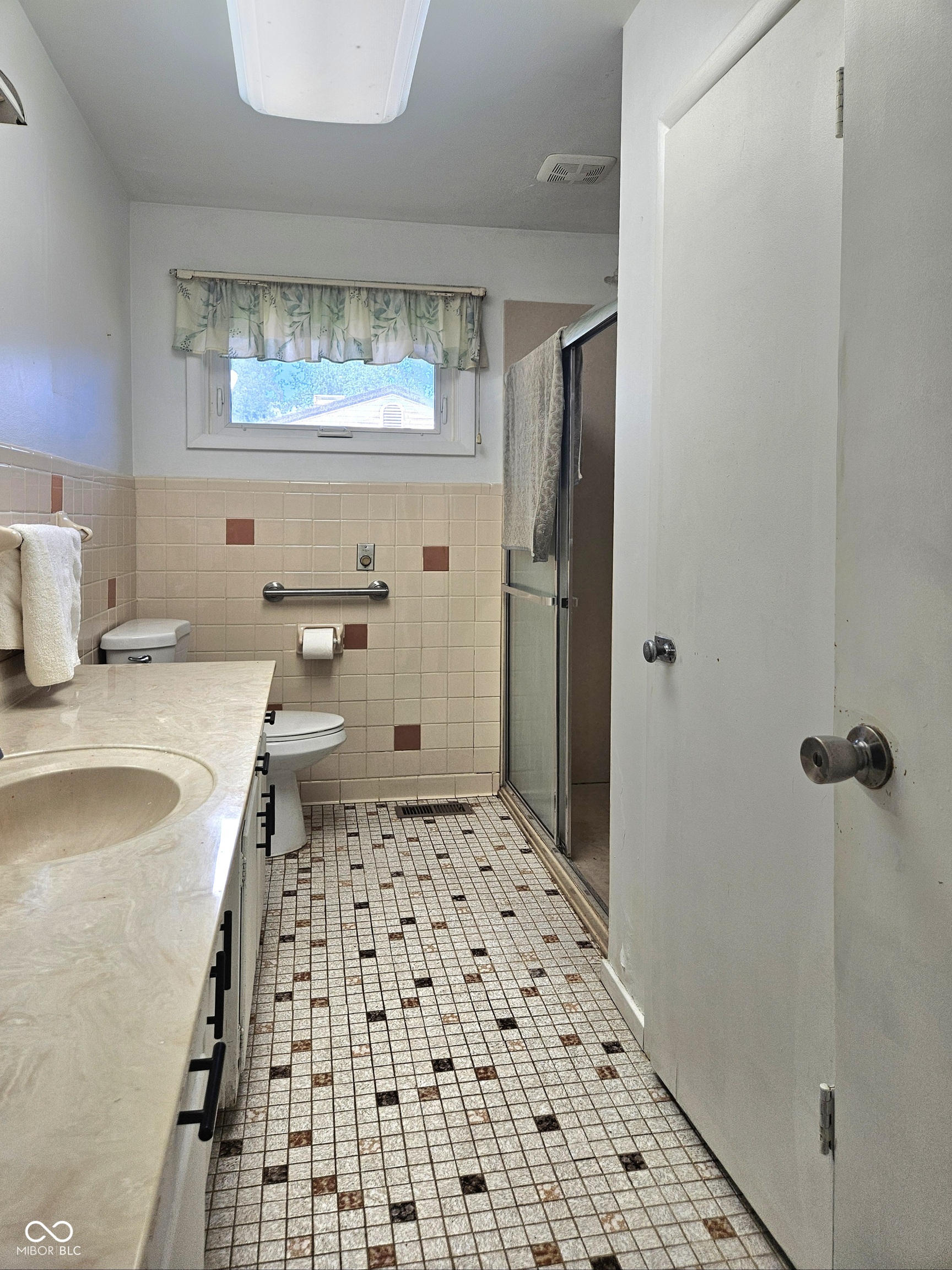 7440 Griffith Road Indianapolis, IN 46227 - Photo 17 of 24 Gallery Image 17