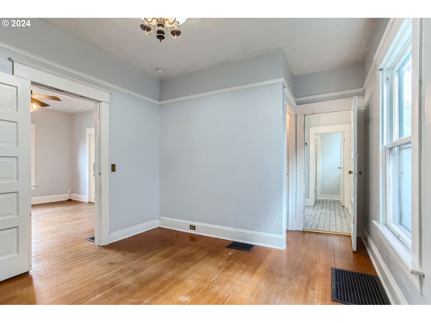 2929 Southeast Kelly Street Portland, OR 97202 - Photo 13 of 29