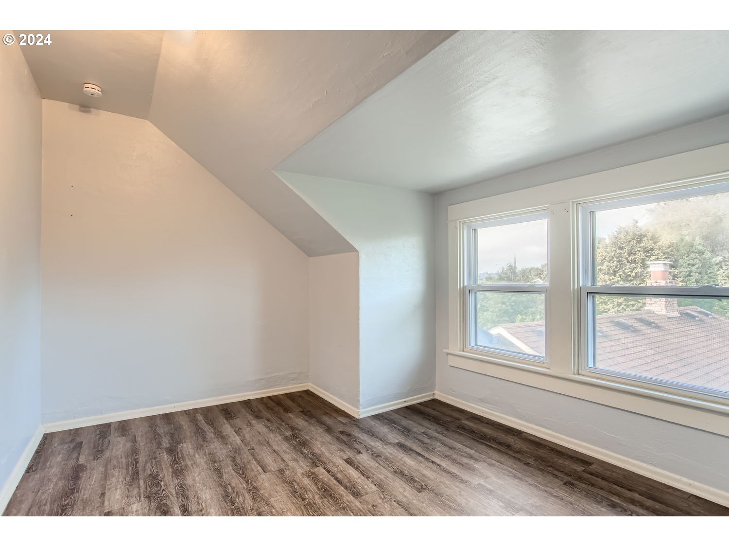 2929 Southeast Kelly Street Portland, OR 97202 - Photo 17 of 29