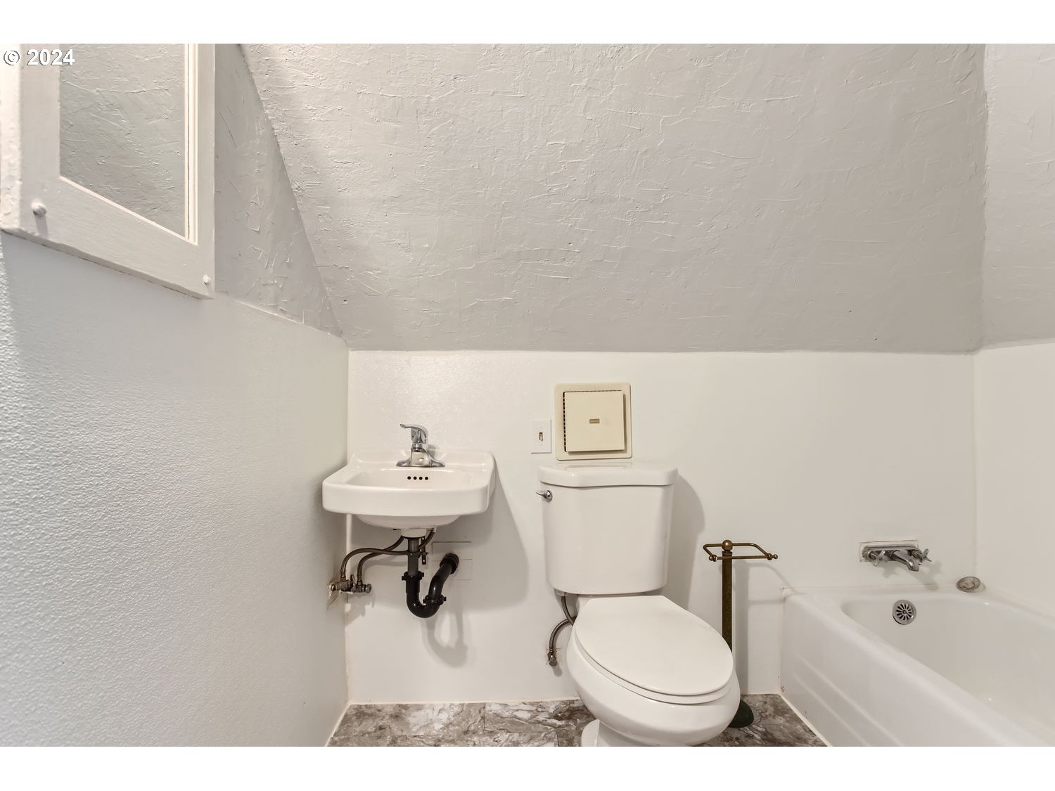 2929 Southeast Kelly Street Portland, OR 97202 - Photo 21 of 29