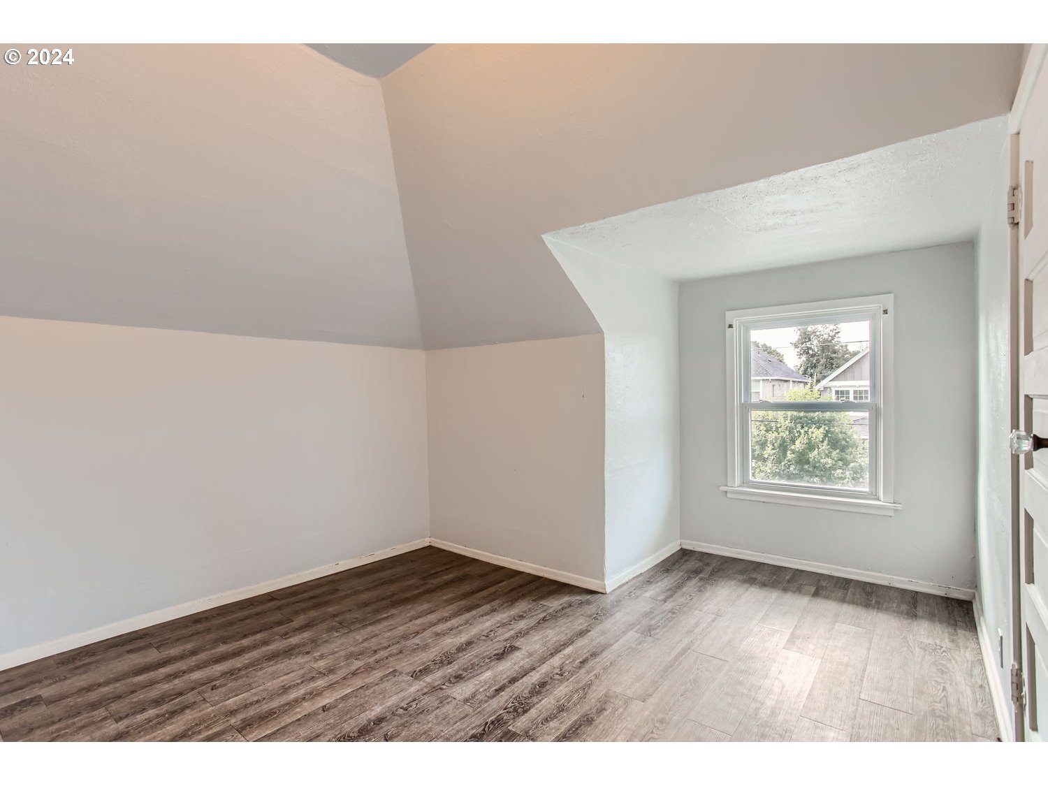 2929 Southeast Kelly Street Portland, OR 97202 - Photo 23 of 29