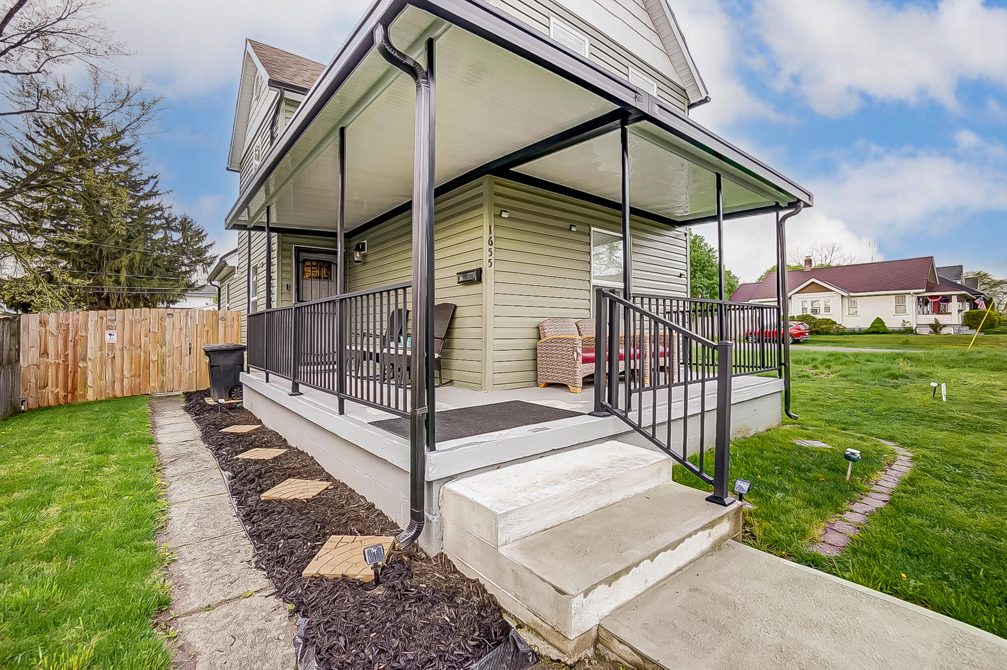 1655 Morgan Street Springfield, OH 45503 - Photo 3 of 26 Gallery Image 3