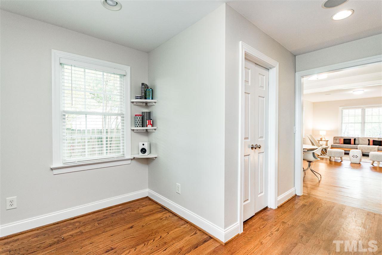 1718 Bennett Street Raleigh, NC 27604 - Photo 12 of 23
