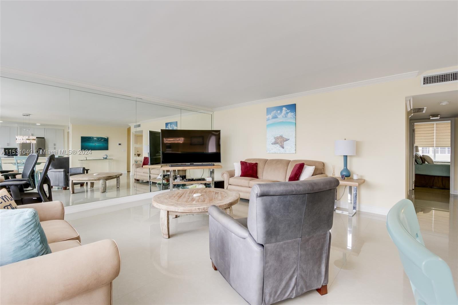 1200 South Ocean Boulevard, Unit 3D Boca Raton, FL 33432 - Photo 16 of 48 Gallery Image 16
