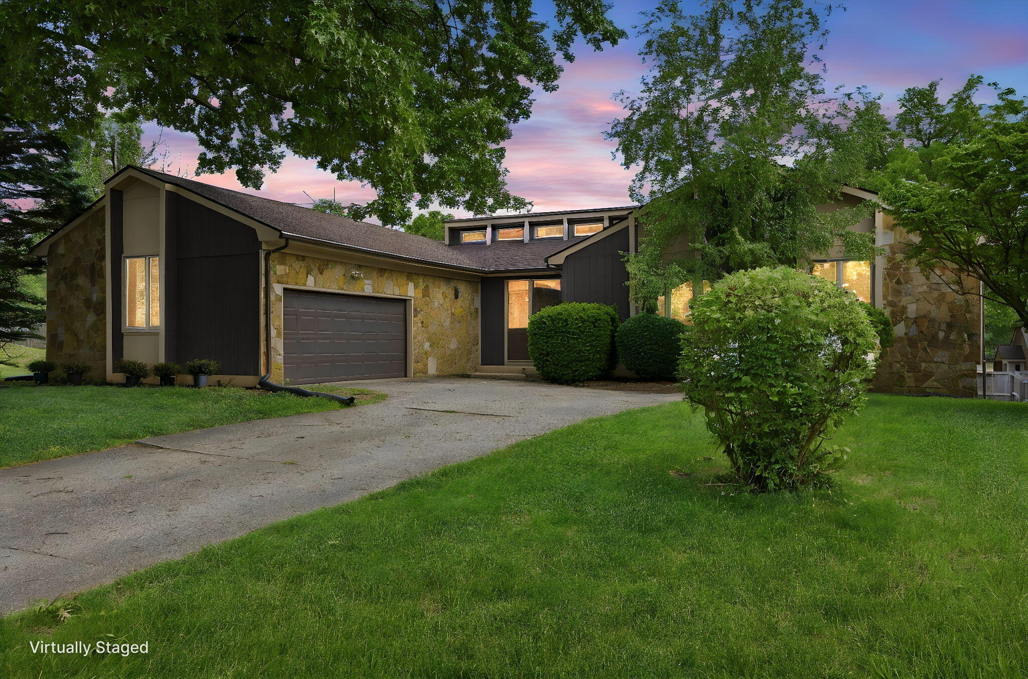 3382 Ridgecane Road Lexington, KY 40513 - Photo 5 of 61 2-web-or-mls-002Ridgecane RD day to dusk