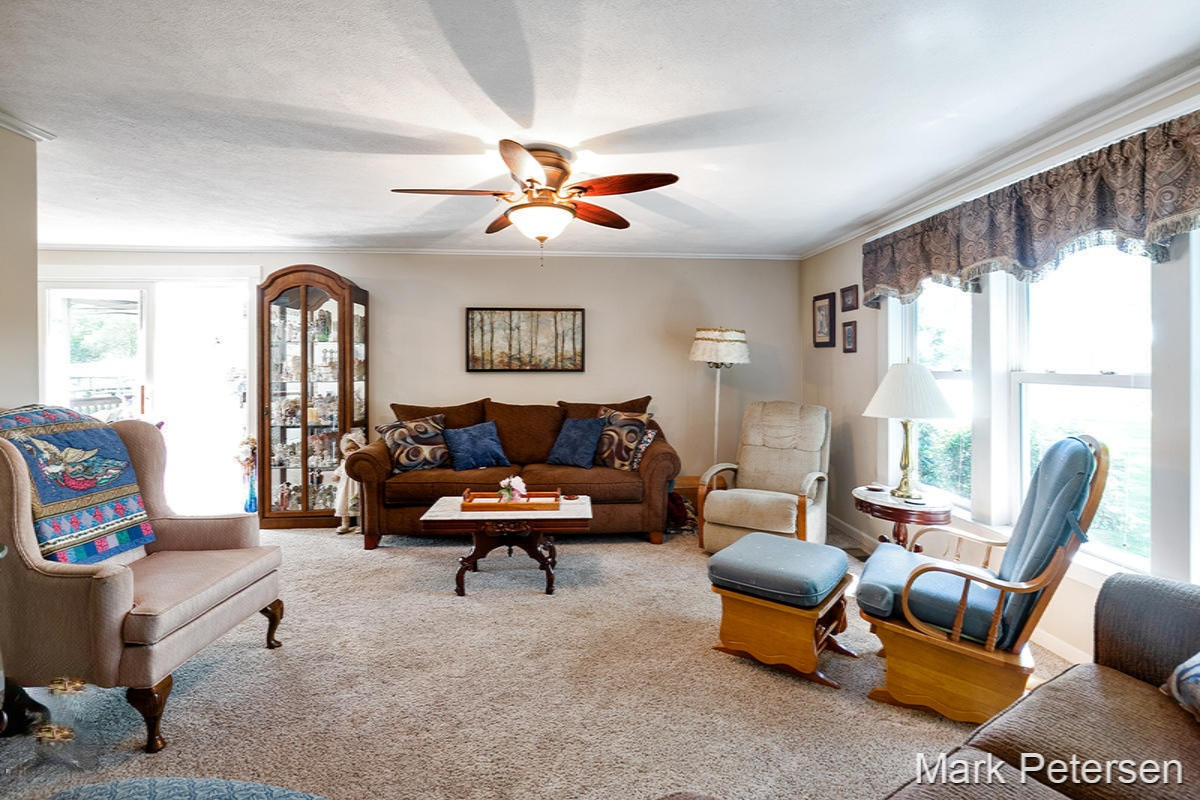 9502 Wise Road Greenville, MI 48838 - Photo 14 of 25 IMG_1013