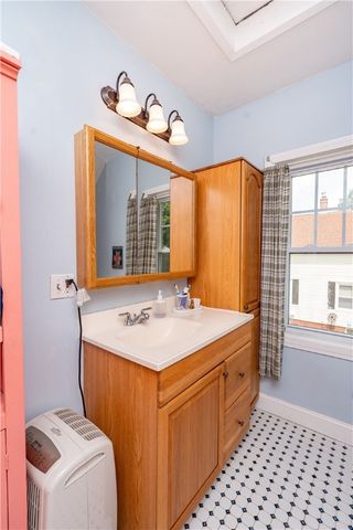 $410,000 | 48 Central Street, Warwick, RI 02886