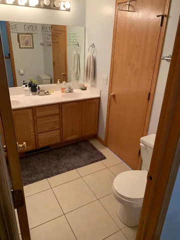 $2,000 | 4770 Underwood Lane North, Unit F, Plymouth, MN 55442