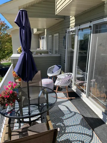 $2,000 | 4770 Underwood Lane North, Unit F, Plymouth, MN 55442