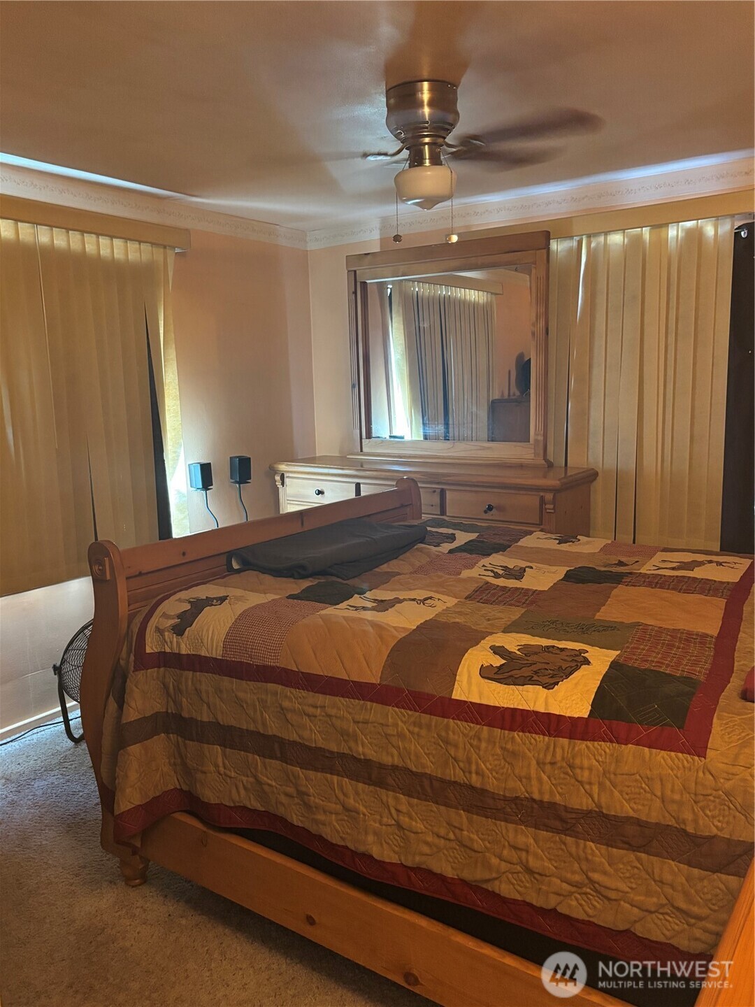 644 Balm Street Walla Walla, WA 99362 - Photo 8 of 21 a bedroom with a bed and window