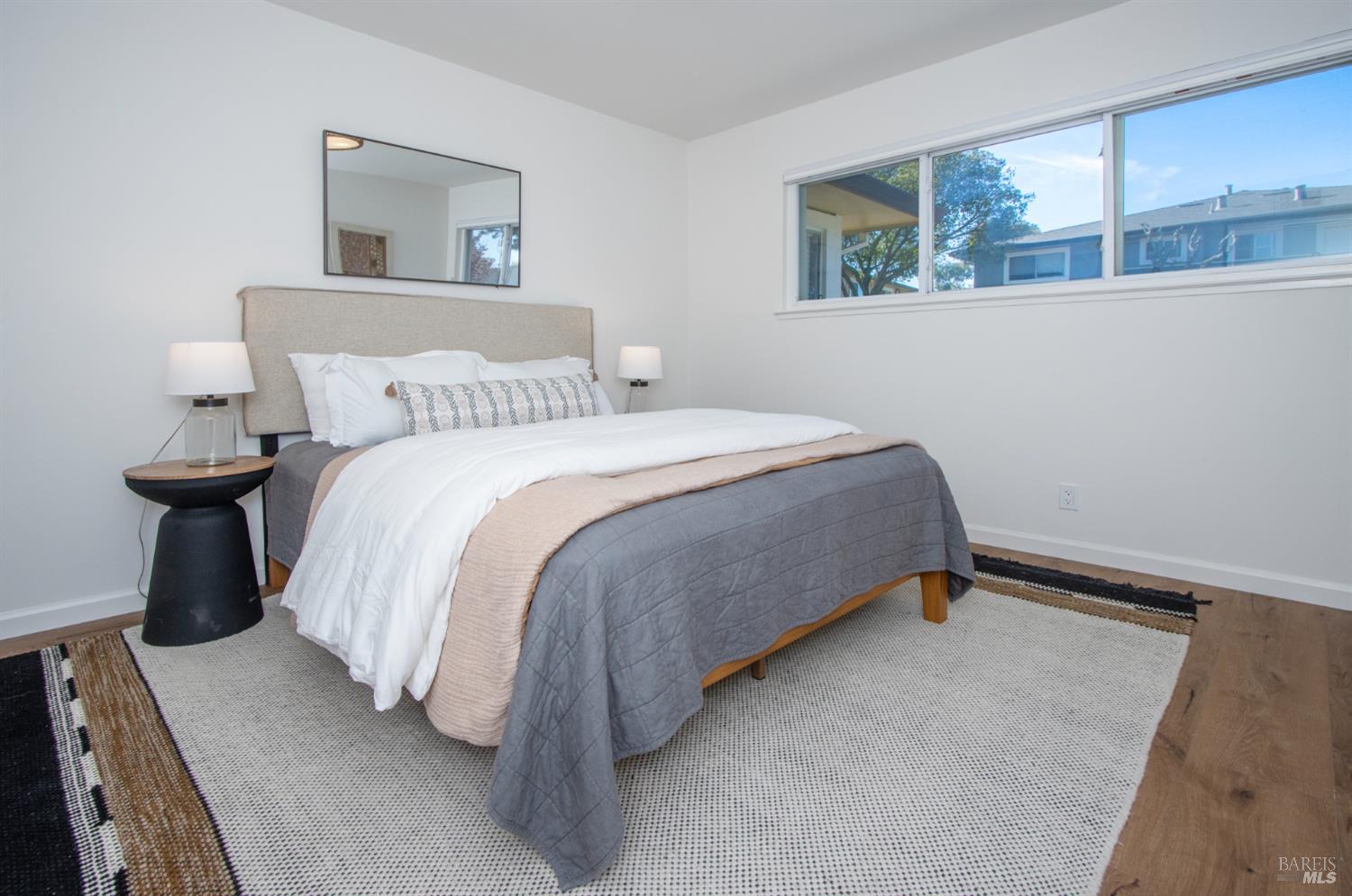 3720 Kerner Boulevard San Rafael, CA 94901 - Photo 9 of 18