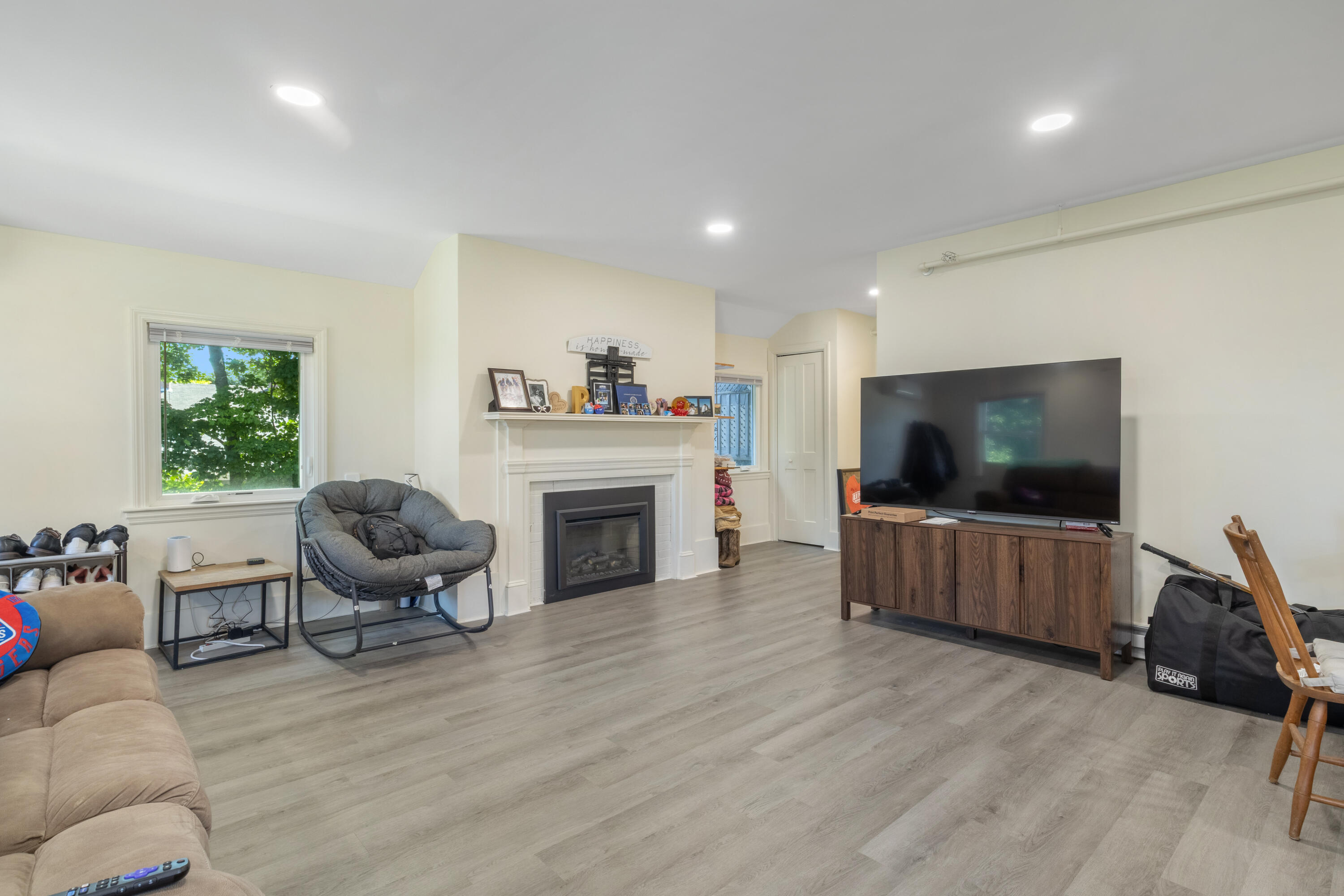 164 Main Street Gorham, ME 04038 - Photo 55 of 83 2nd Floor Apartment