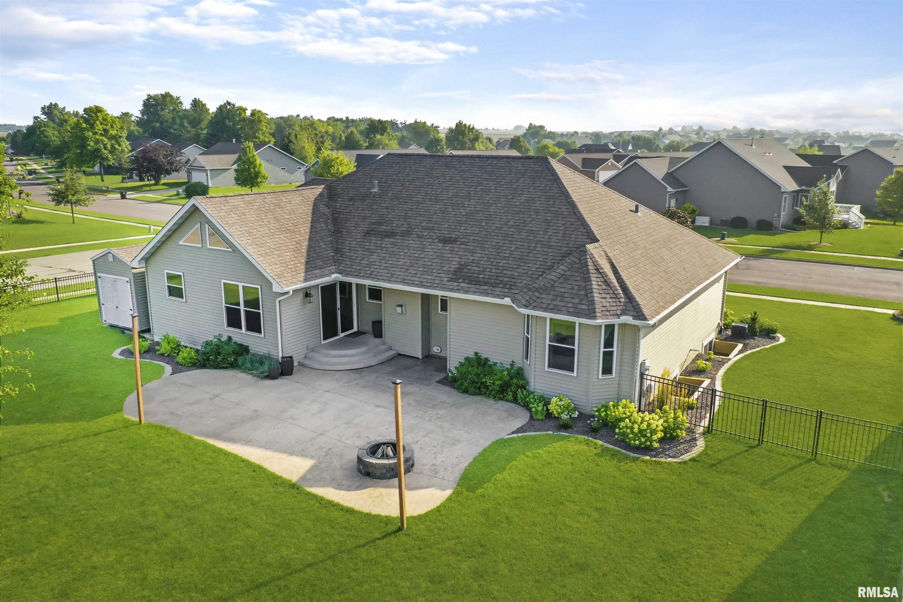 630 Simon Street Washington, IL 61571 - Photo 7 of 48 Gallery Image 7