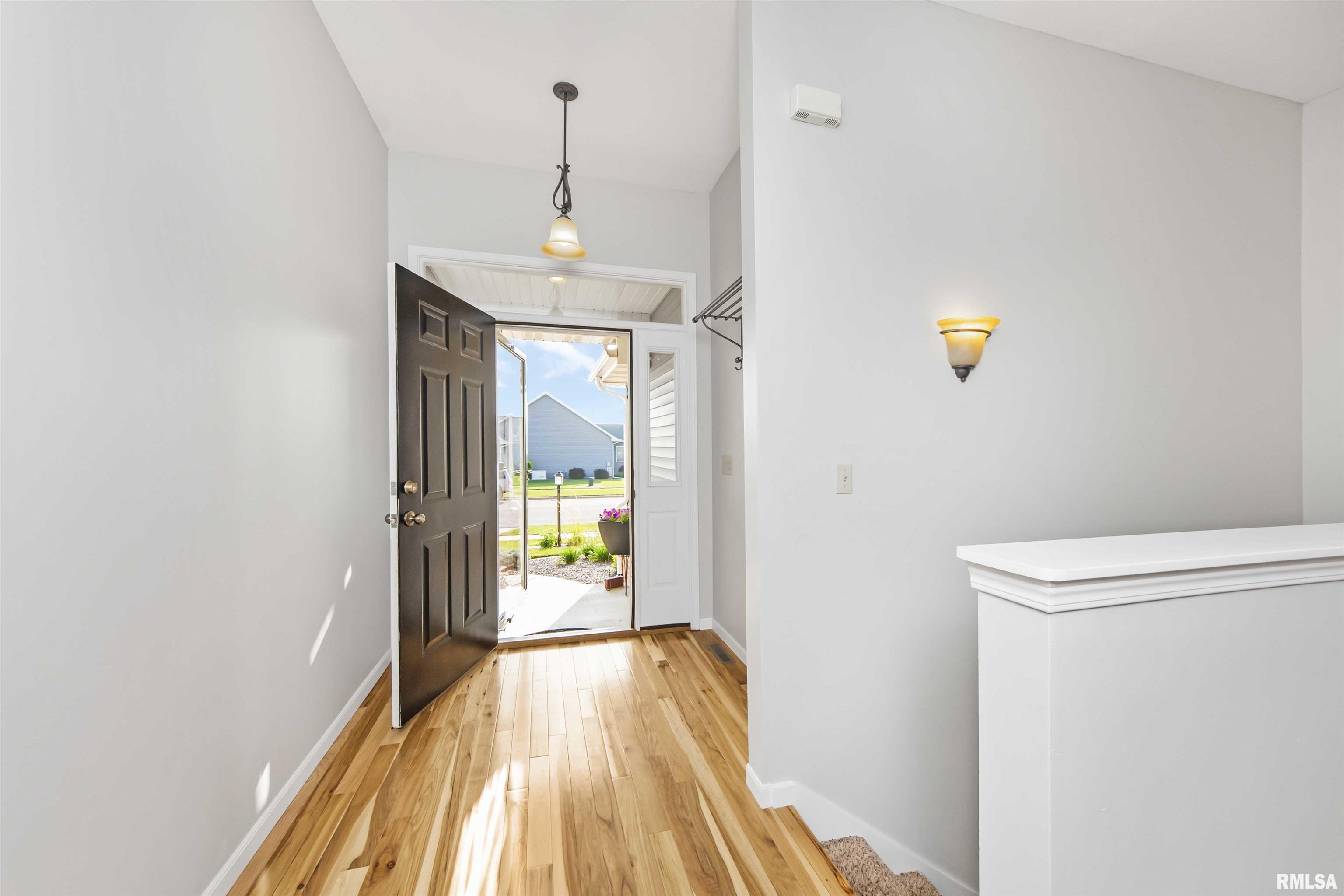630 Simon Street Washington, IL 61571 - Photo 8 of 48 Gallery Image 8