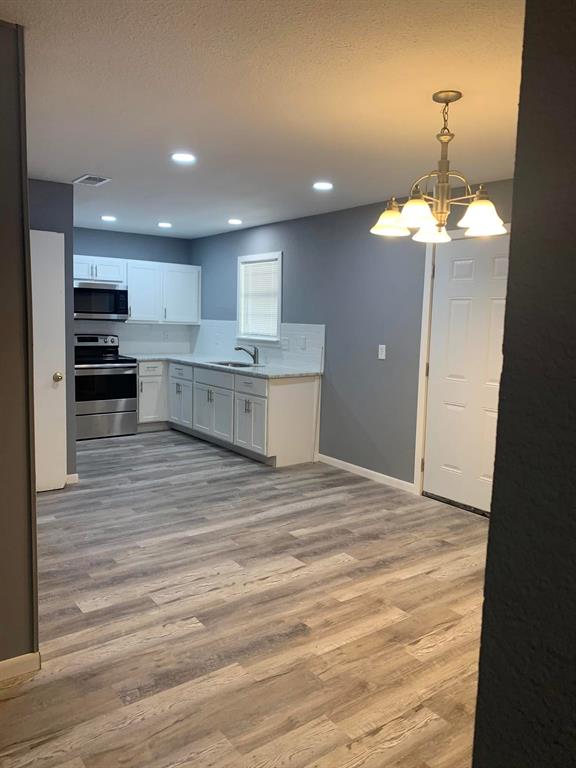 514 Oak Street Sanger, TX 76266 - Photo 5 of 9