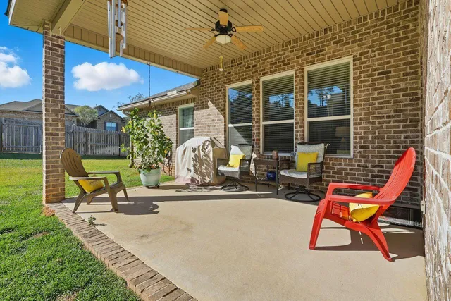 $380,000 | 3025 Crown Creek Circle, Crestview, FL 32539