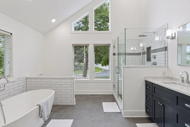 $689,900 | 11984 St Albans Hollow Drive, Minnetonka, MN 55305