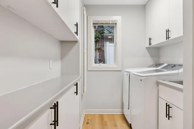 $689,900 | 11984 St Albans Hollow Drive, Minnetonka, MN 55305