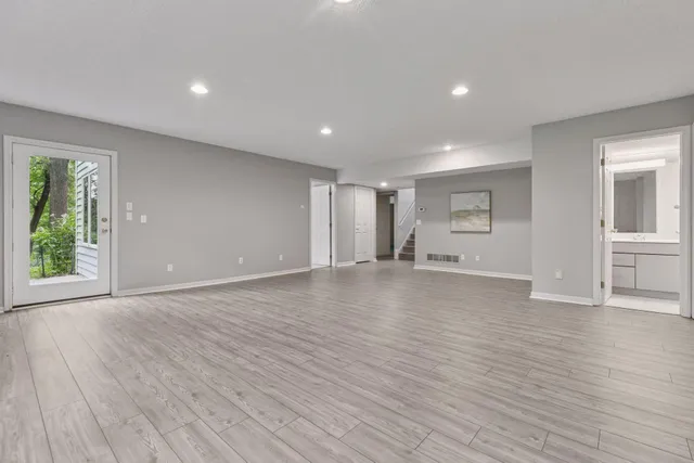 $689,900 | 11984 St Albans Hollow Drive, Minnetonka, MN 55305