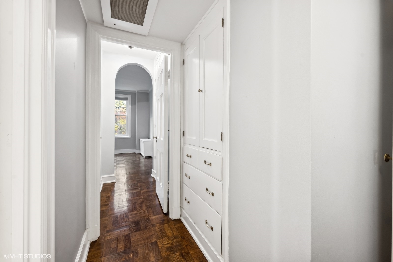 73 East Elm Street, Unit 3B Chicago, IL 60611 - Photo 11 of 15