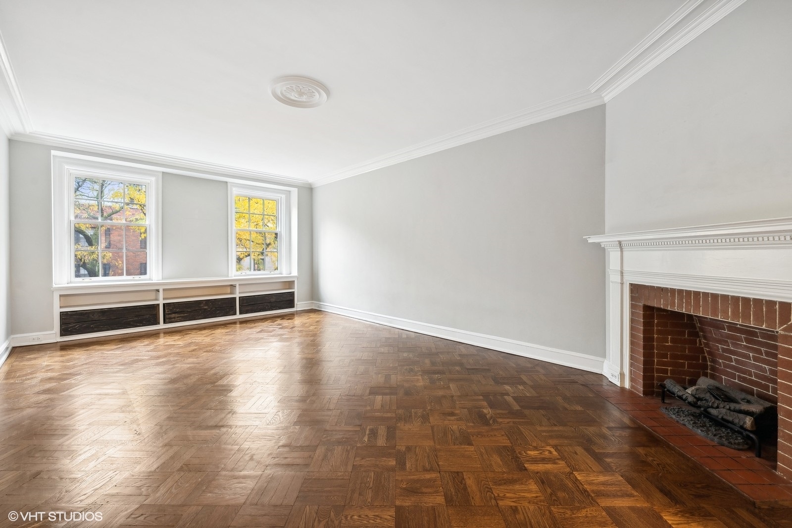 73 East Elm Street, Unit 3B Chicago, IL 60611 - Photo 3 of 15