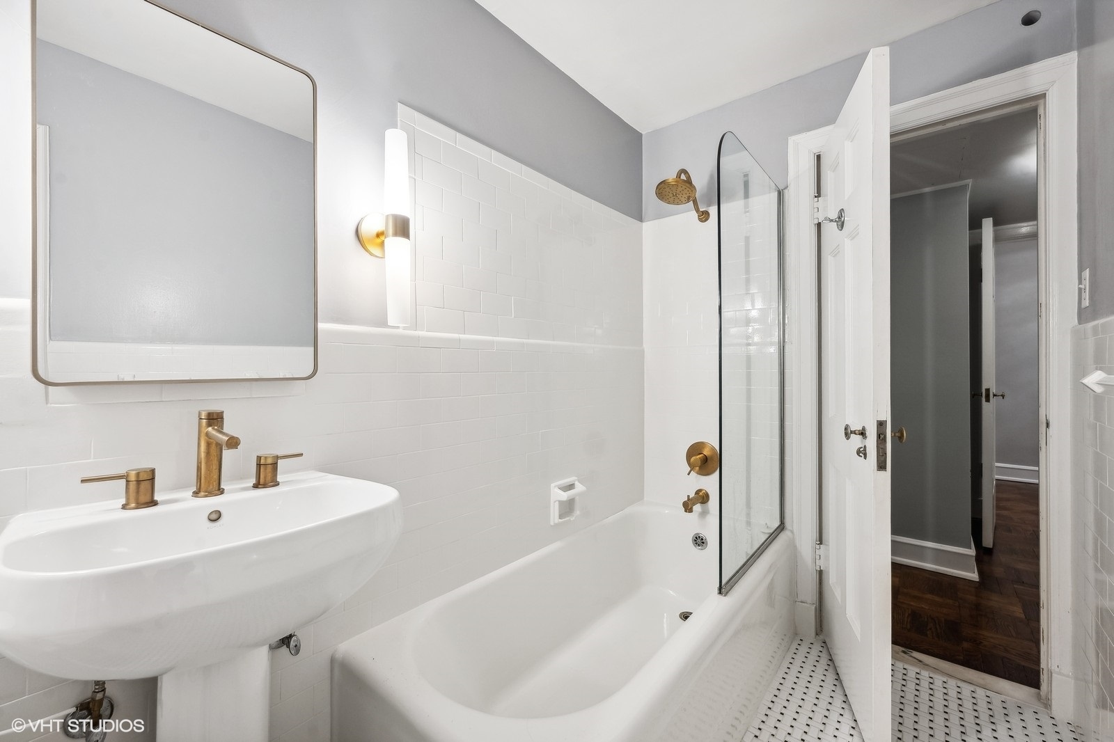 73 East Elm Street, Unit 3B Chicago, IL 60611 - Photo 10 of 15