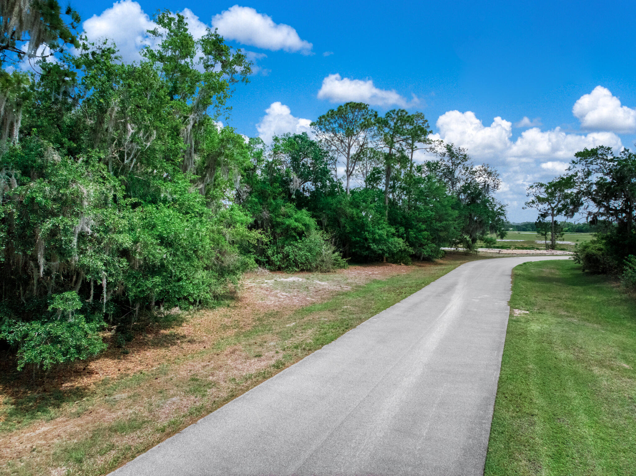 2009 Forest Lakes Road Sebring, FL 33875 - Photo 11 of 27 exterior - 2