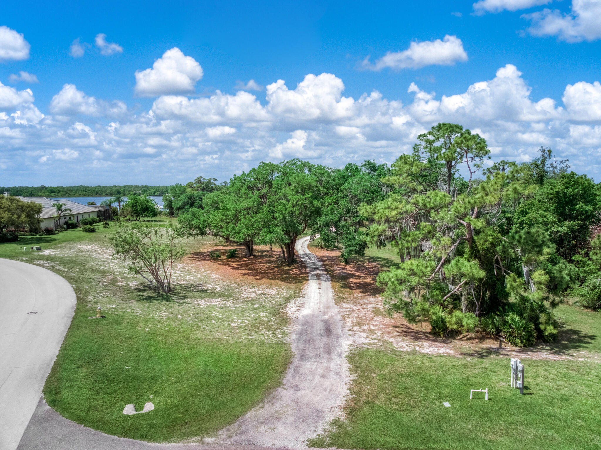 2009 Forest Lakes Road Sebring, FL 33875 - Photo 23 of 27 exterior - 17